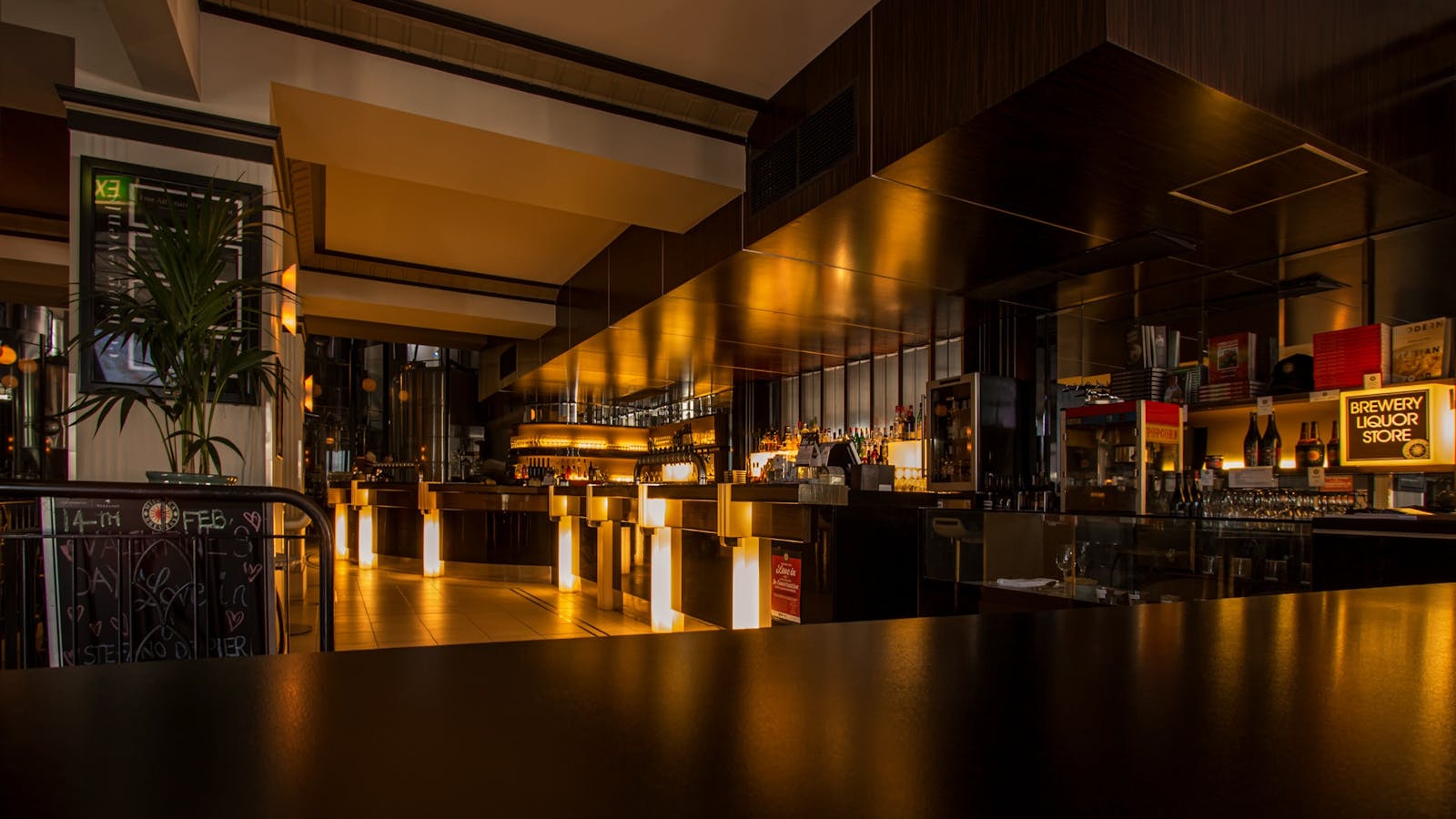 Prémium hotel bár — InterContinental Budapest partnerség
